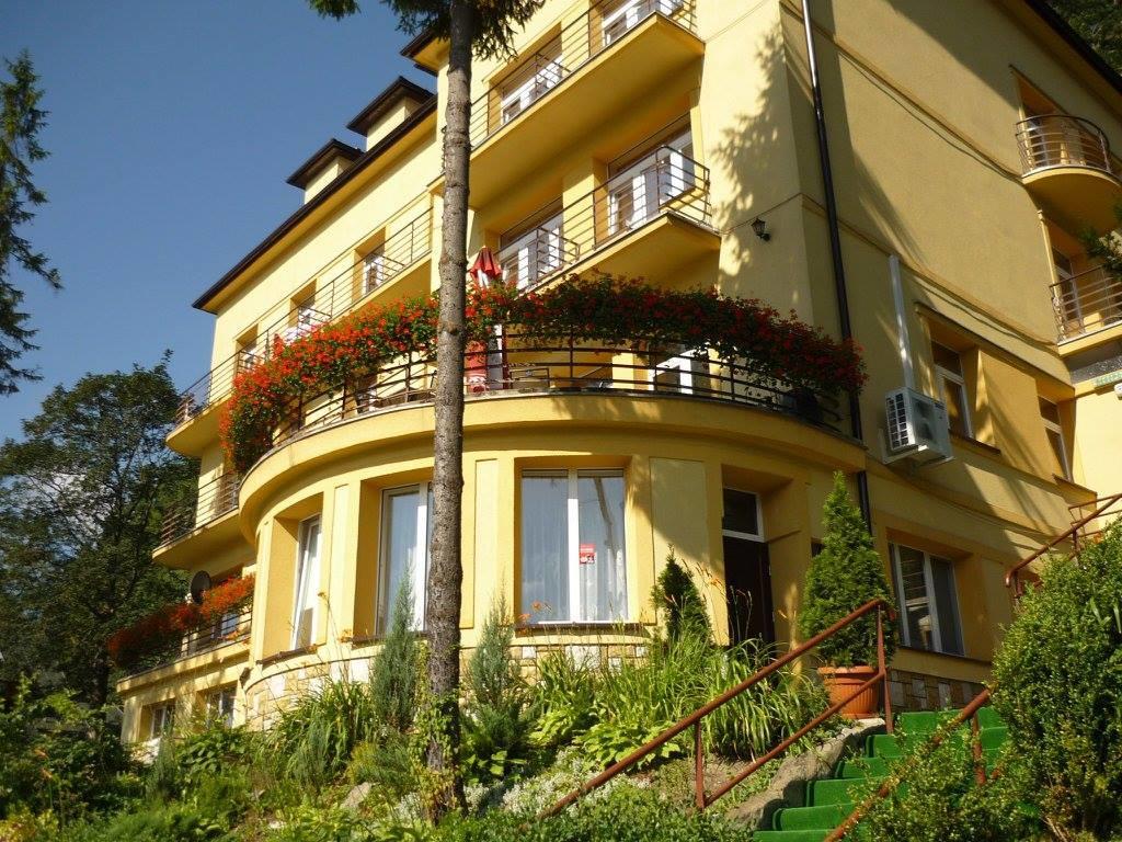Bozy Dar Acomodação com café da manhã Krynica Zdroj Exterior foto